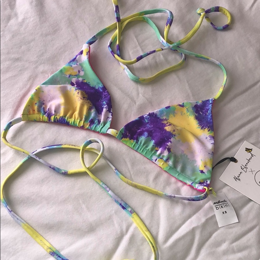Moana Bikini Bouncin Top Alana Blanchard XS